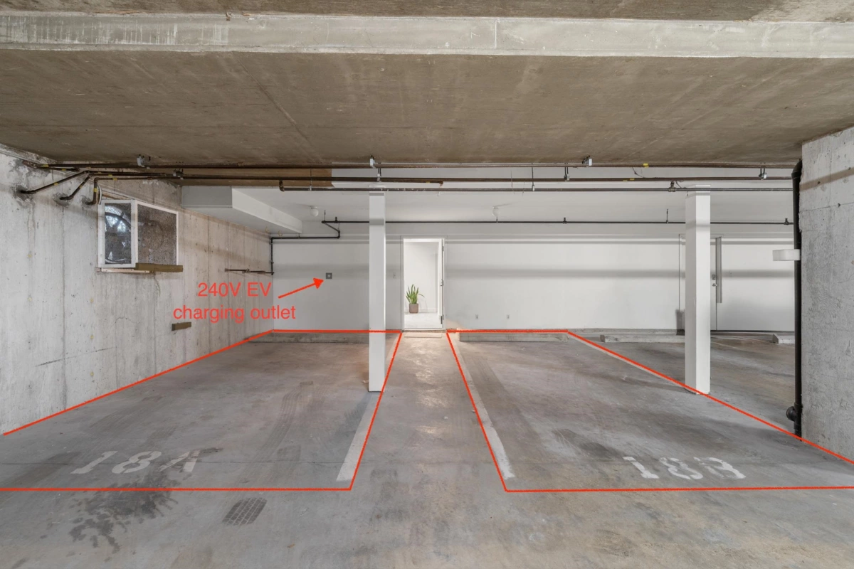 Community Amenities Photo (Clubhouse) of 18 901 W 17th Street, North Vancouver, BC