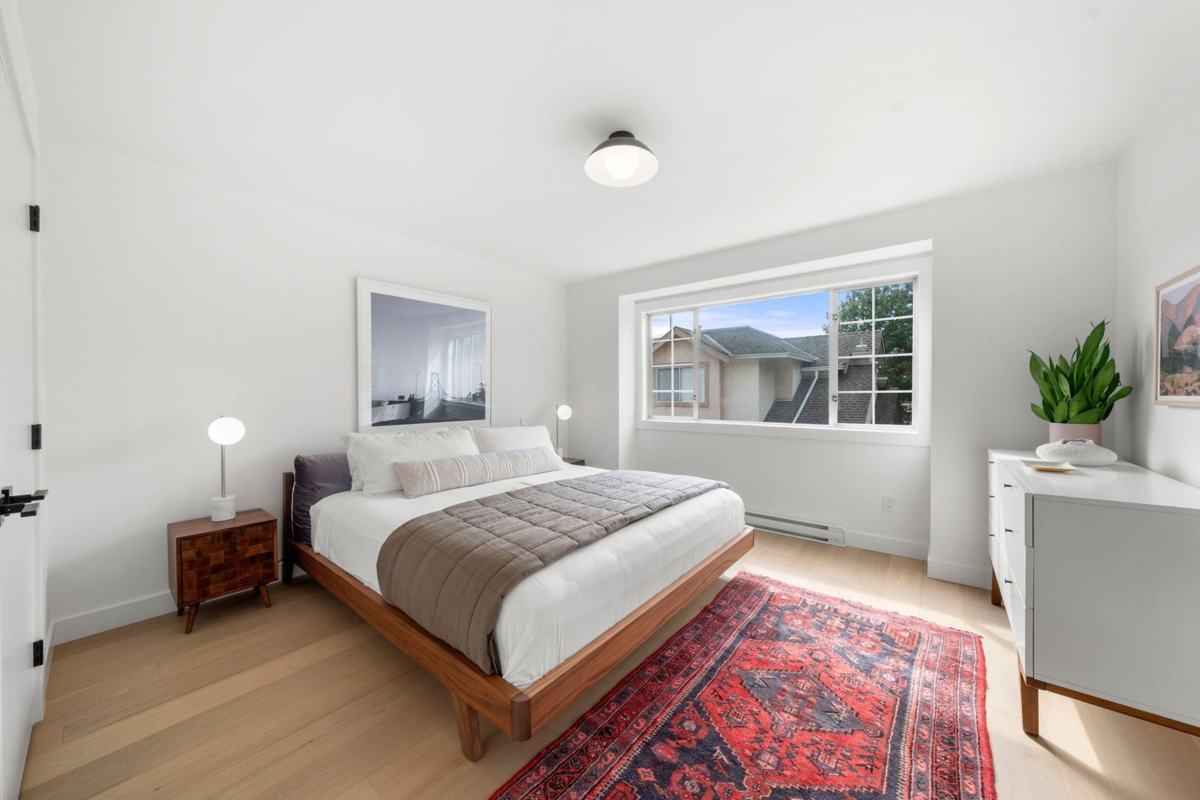 Mudroom Photo of 18 901 W 17th Street, North Vancouver, BC