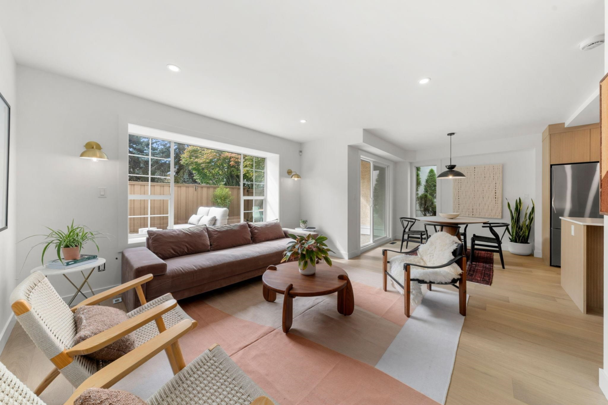 Primary Bedroom Photo of 18 901 W 17th Street, North Vancouver, BC