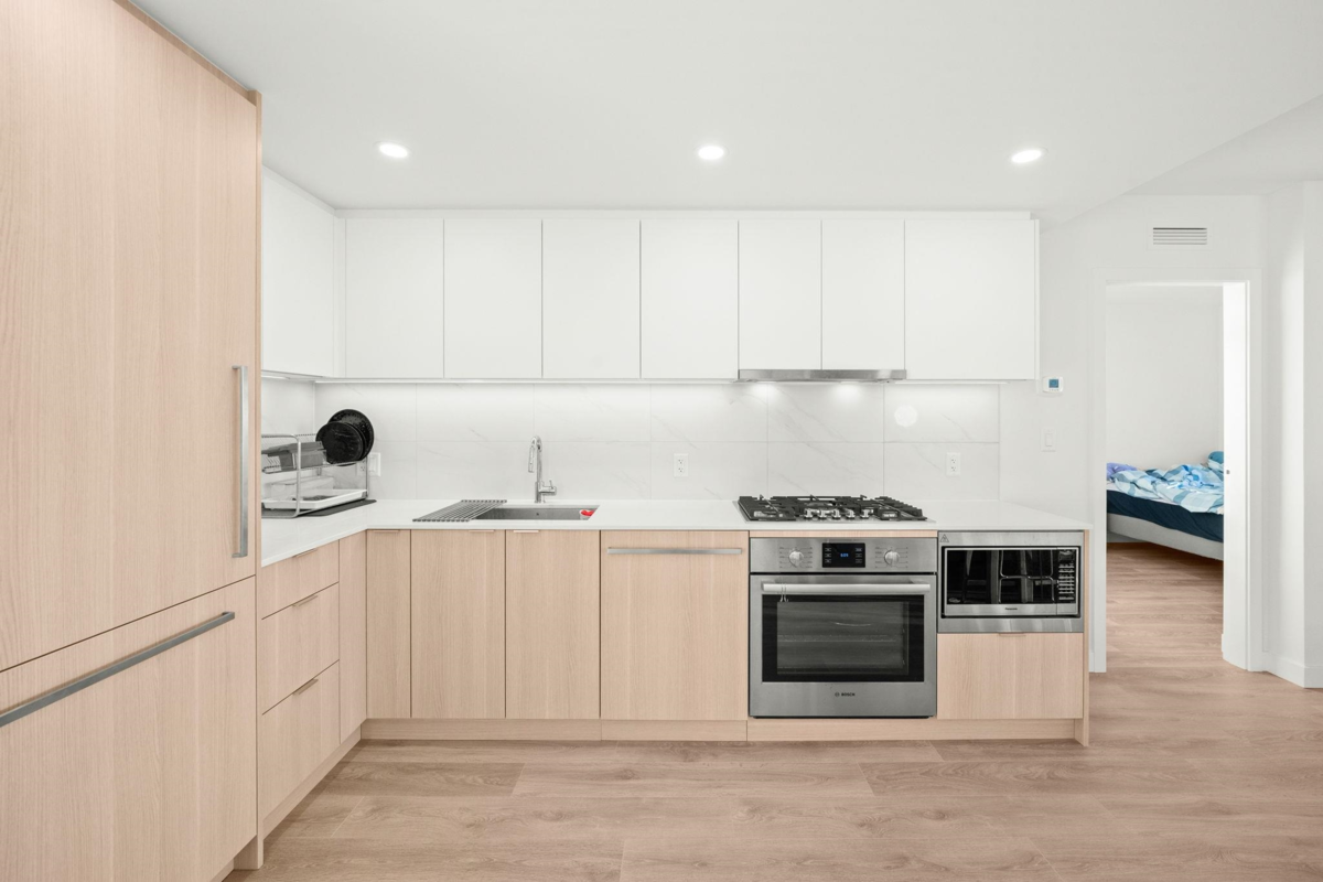 Breakfast Nook Photo of 2508 318 Alderson Avenue, Coquitlam, BC