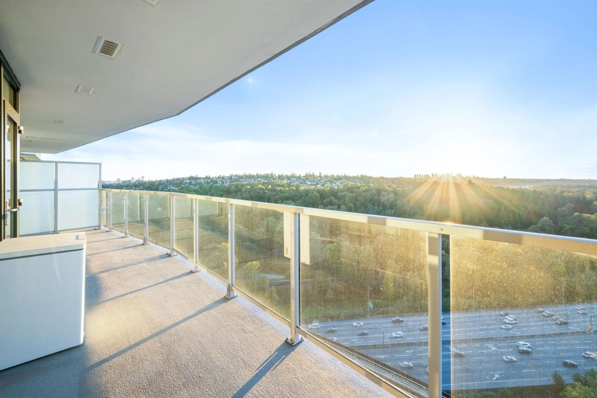 Hallway Photo of 2508 318 Alderson Avenue, Coquitlam, BC