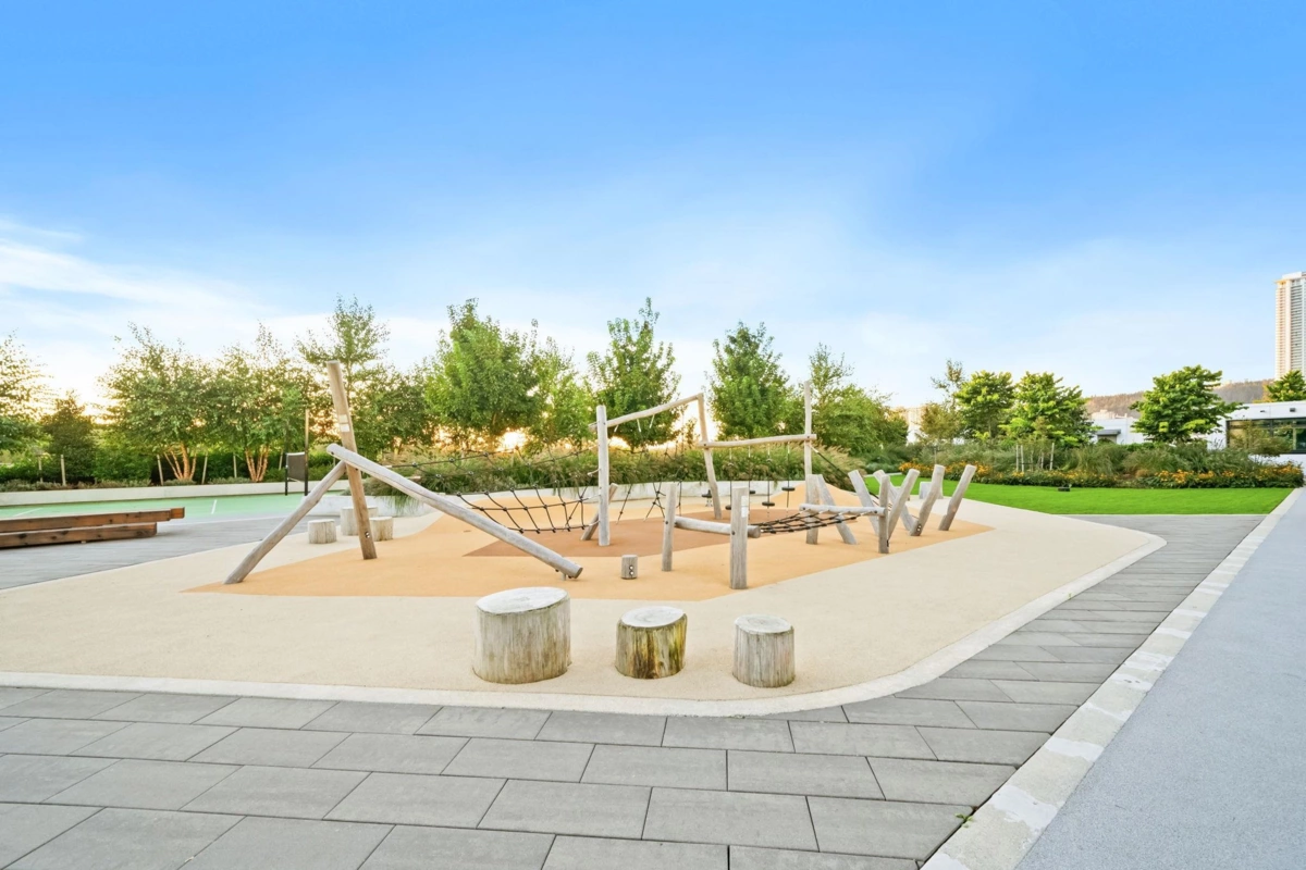 Outdoor Kitchen Photo of 2508 318 Alderson Avenue, Coquitlam, BC