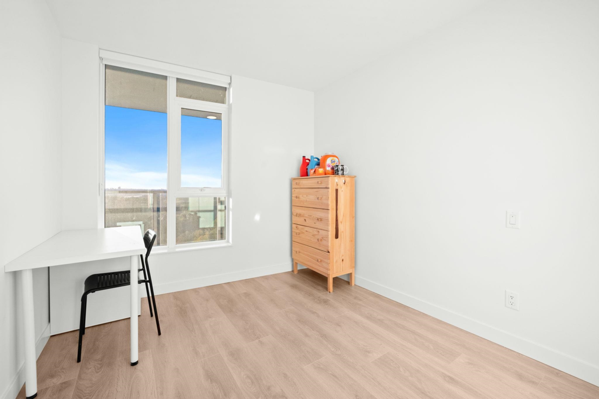 Walk-In Closet Photo of 2508 318 Alderson Avenue, Coquitlam, BC