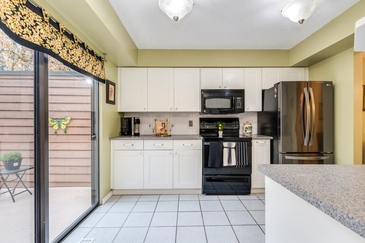 Primary Bedroom Photo of 507 Cambridge Way, Port Moody, BC