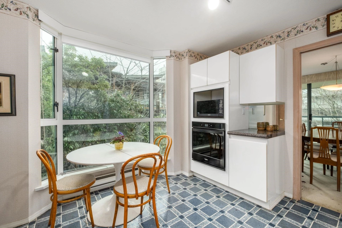 Bedroom 3 Photo of 101 1427 Duchess Avenue, West Vancouver, BC