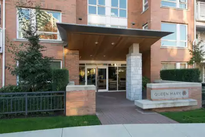 307 217 W 8th Street, North Vancouver, BC, North Vancouver — Apartment/Condo for sale