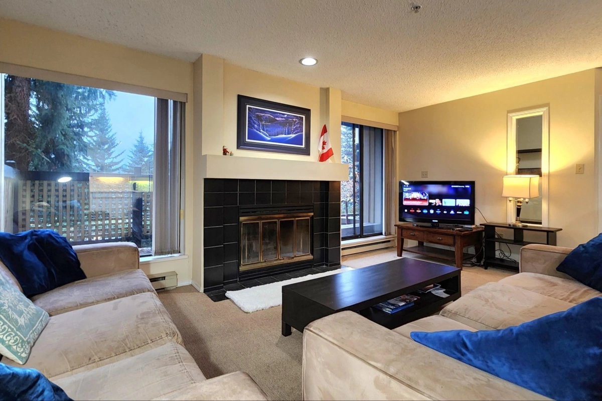 Living Room Photo of 7 4725 Spearhead Drive, Whistler, BC