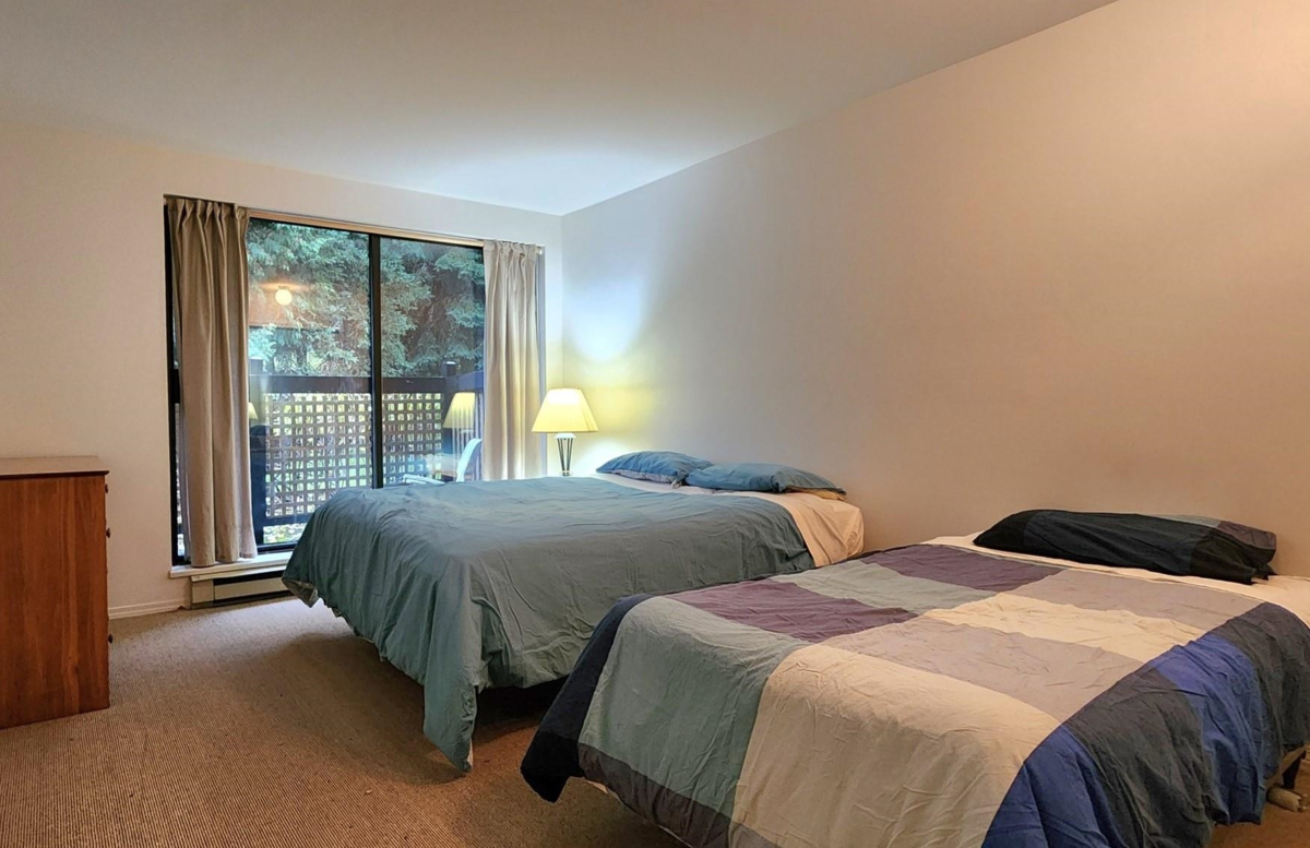 Primary Bathroom Photo of 7 4725 Spearhead Drive, Whistler, BC