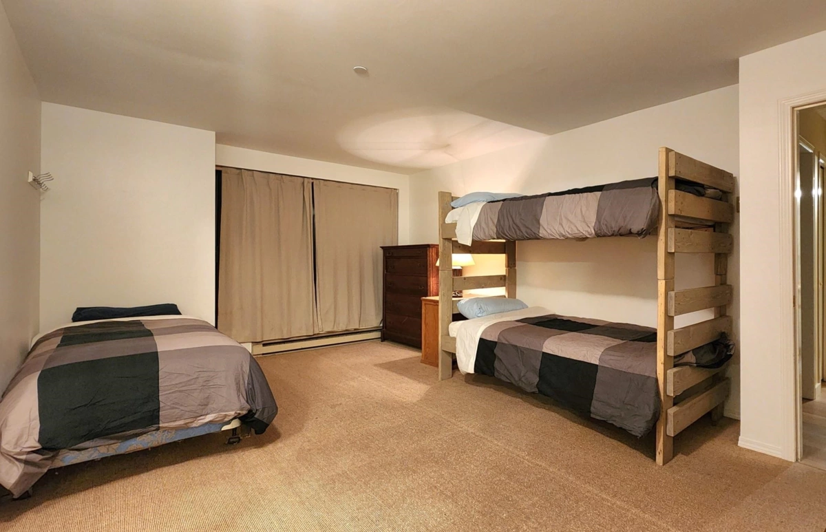 Walk-In Closet Photo of 7 4725 Spearhead Drive, Whistler, BC