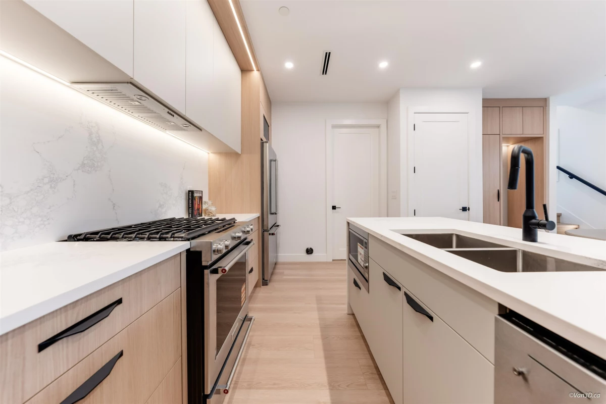 Breakfast Nook Photo of 1 3121 E 46th Avenue, Vancouver, BC