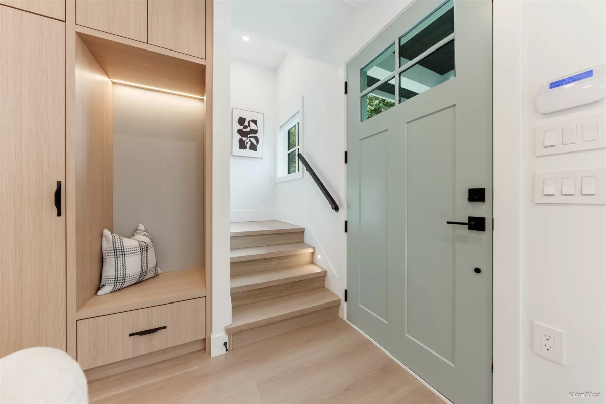 Family Room Photo of 1 3121 E 46th Avenue, Vancouver, BC