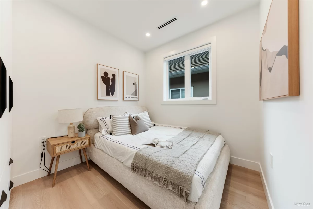 Laundry Room Photo of 1 3121 E 46th Avenue, Vancouver, BC