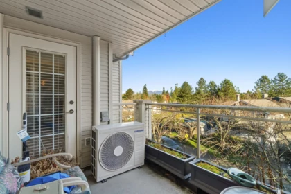 Mudroom Photo of 314 20381 96 Avenue, Langley, BC