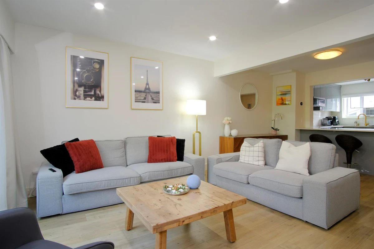 Guest Bathroom Photo of 10 10736 Guildford Drive, Surrey, BC