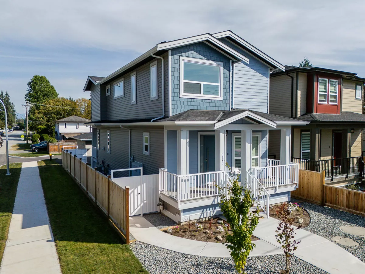 Backyard Photo of 3380 Edinburgh Street, Port Coquitlam, BC