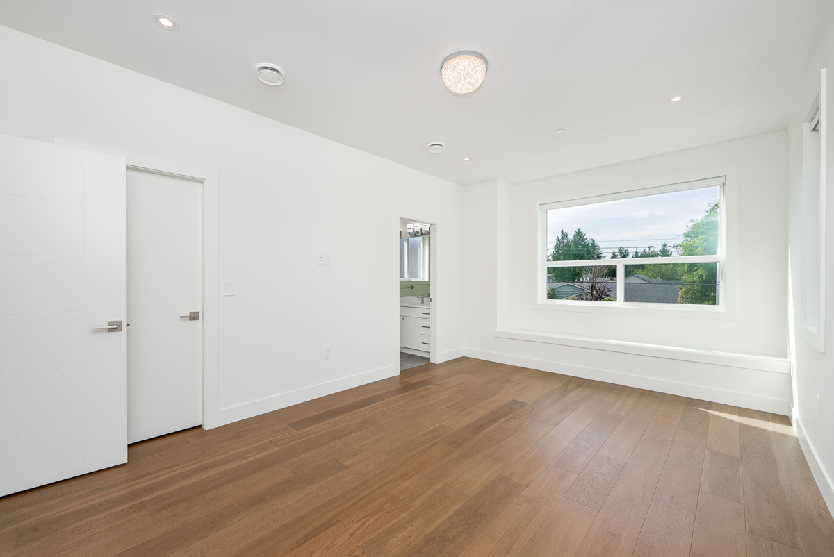 Guest Bathroom Photo of 3380 Edinburgh Street, Port Coquitlam, BC