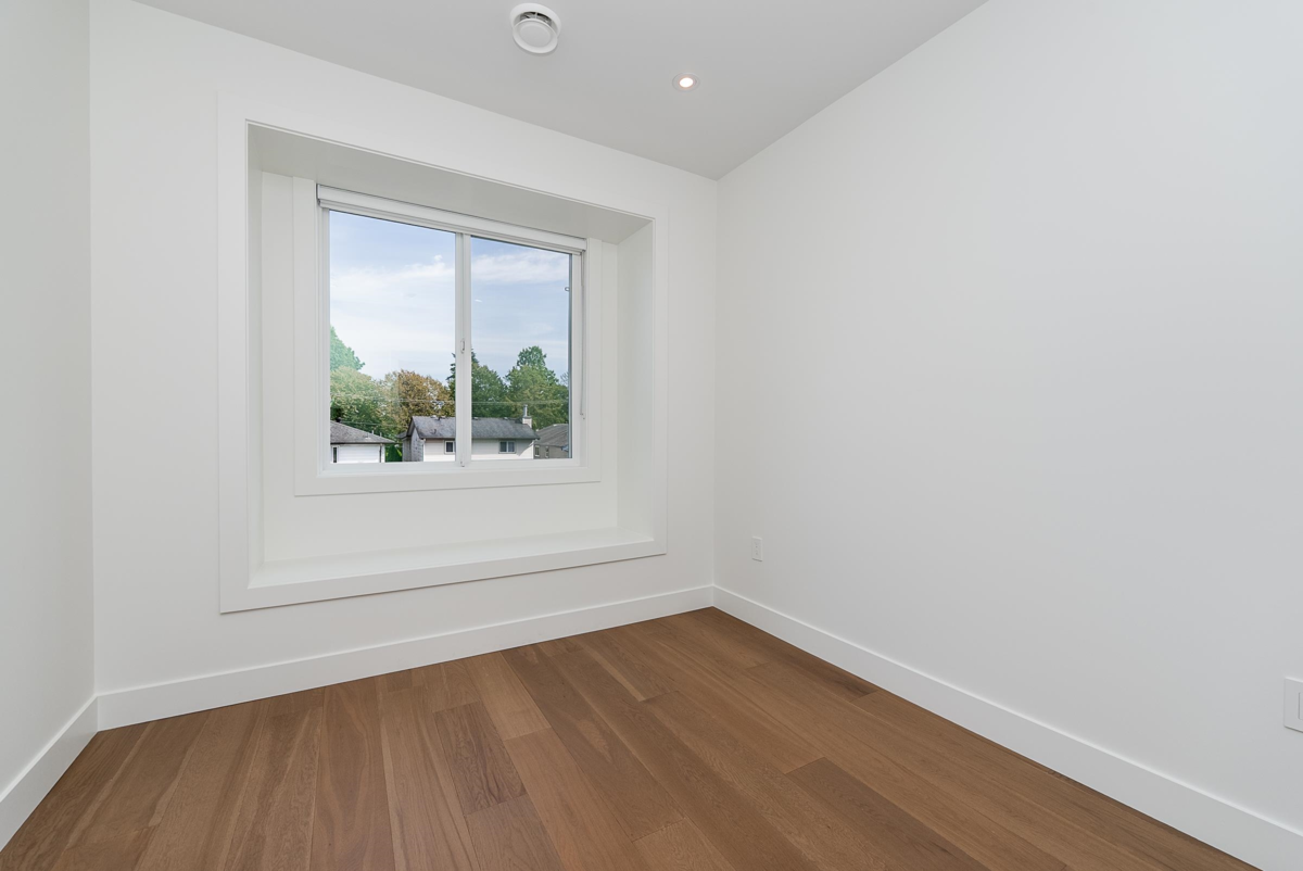 Laundry Room Photo of 3380 Edinburgh Street, Port Coquitlam, BC