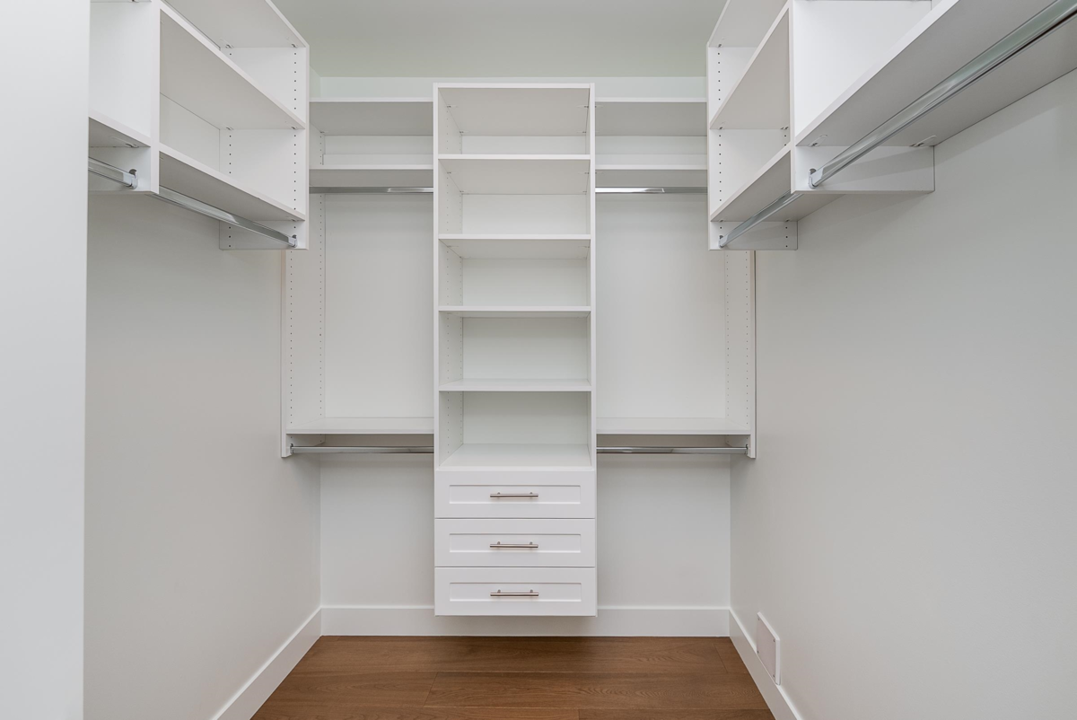 Office / Den Photo of 3380 Edinburgh Street, Port Coquitlam, BC