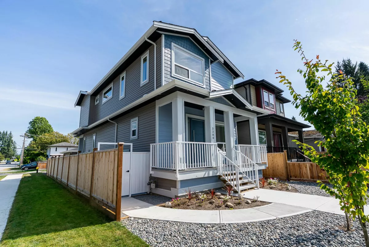 Outdoor Deck Photo of 3380 Edinburgh Street, Port Coquitlam, BC