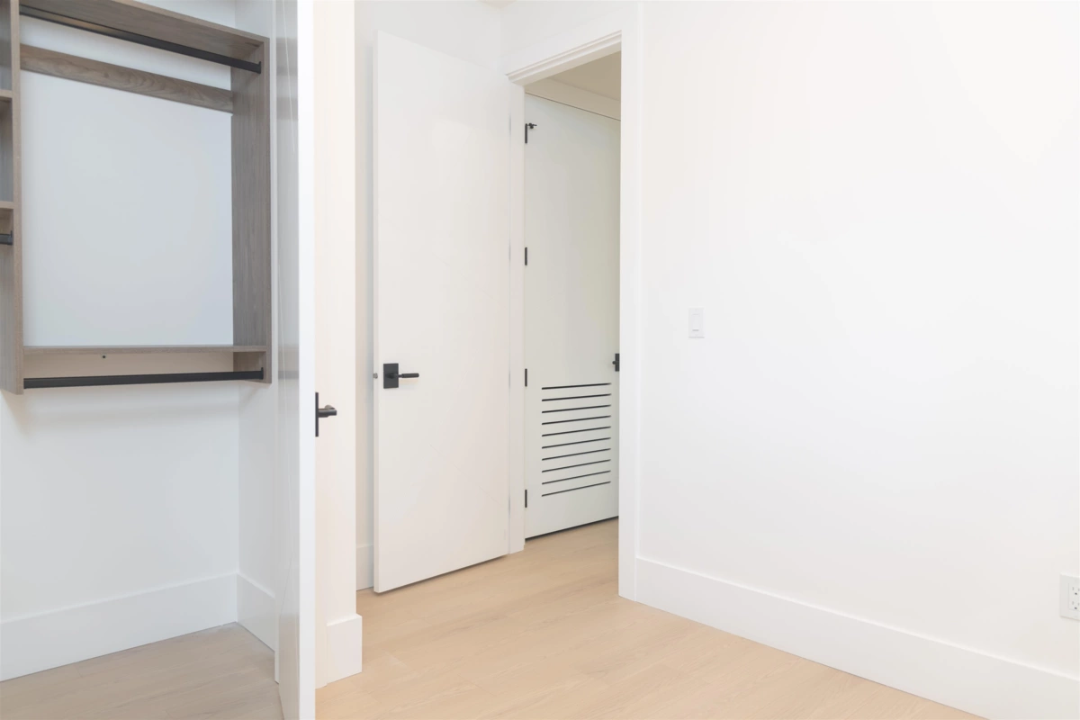 Kitchen Island Photo of 9271 Kilby Street, Richmond, BC