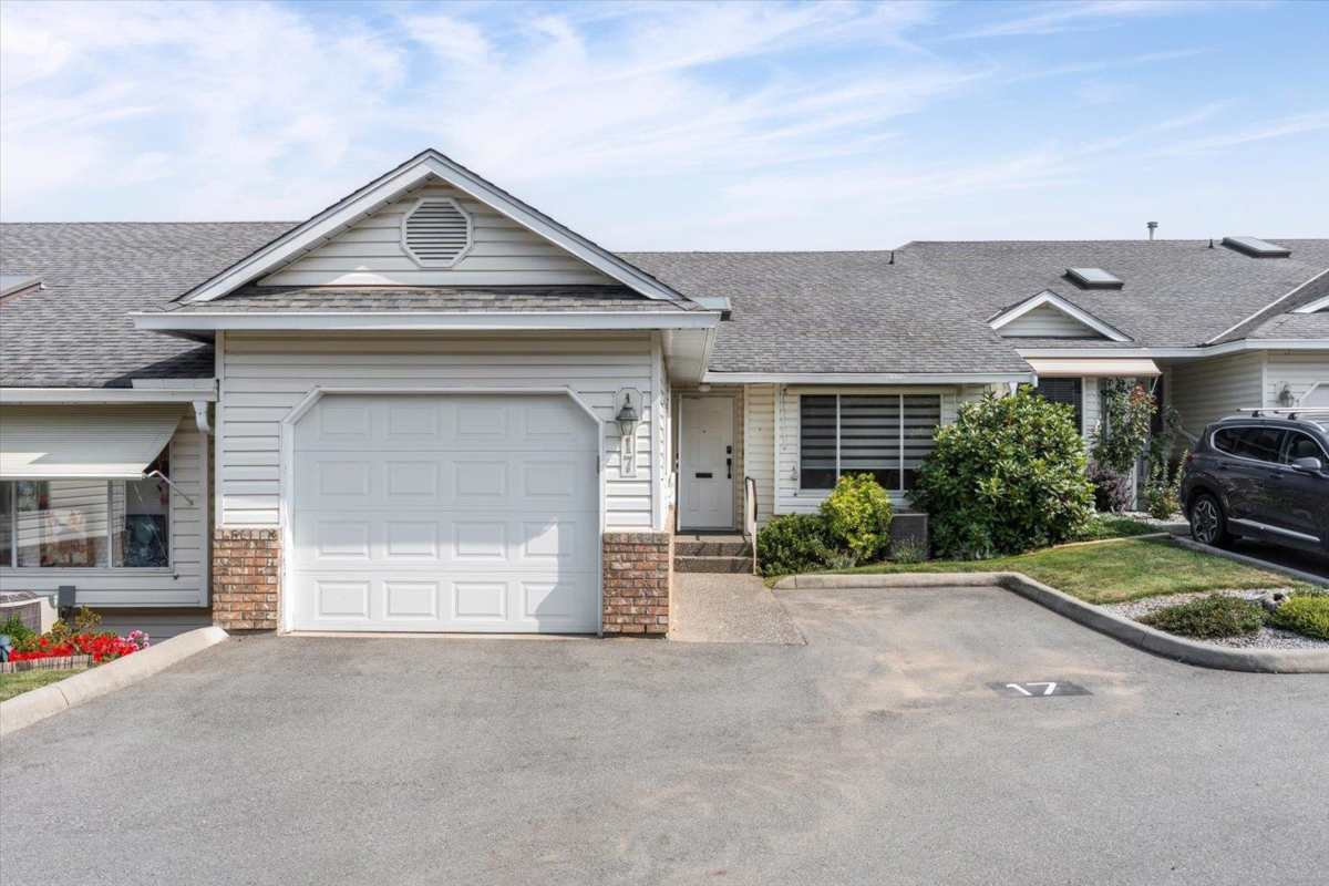 Exterior Rear Photo of 17 3054 Trafalgar Street, Abbotsford, BC