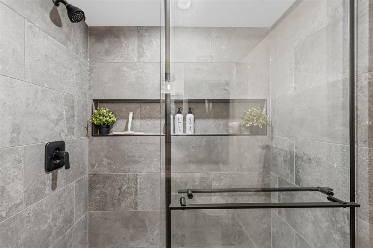 Swimming Pool Photo of 17 3054 Trafalgar Street, Abbotsford, BC