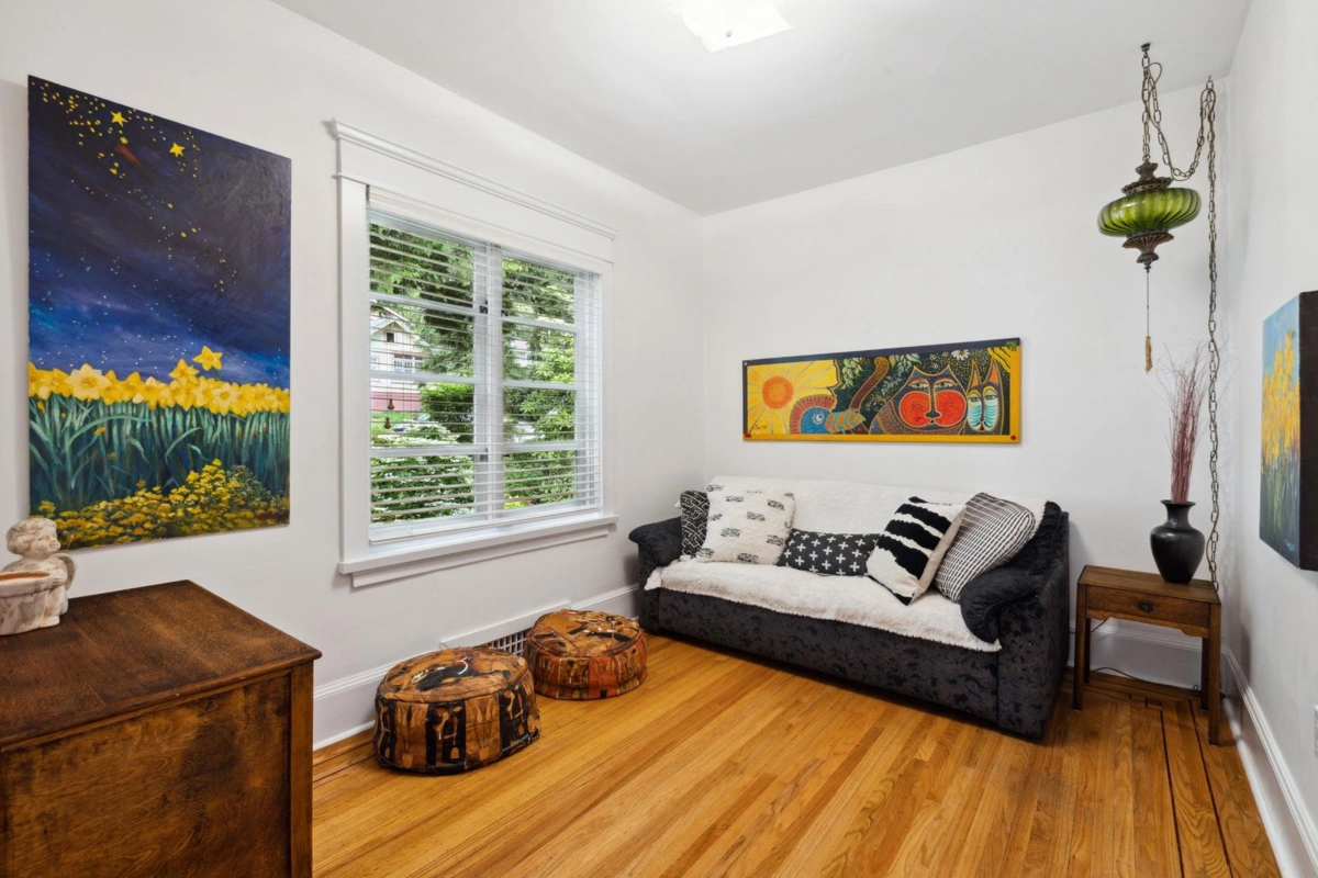 Bedroom 3 Photo of 349 E 24th Street, North Vancouver, BC