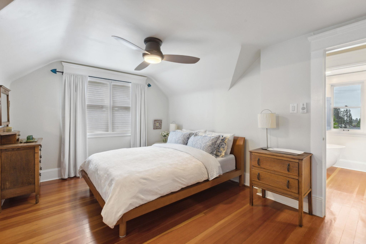 Bedroom 4 Photo of 349 E 24th Street, North Vancouver, BC