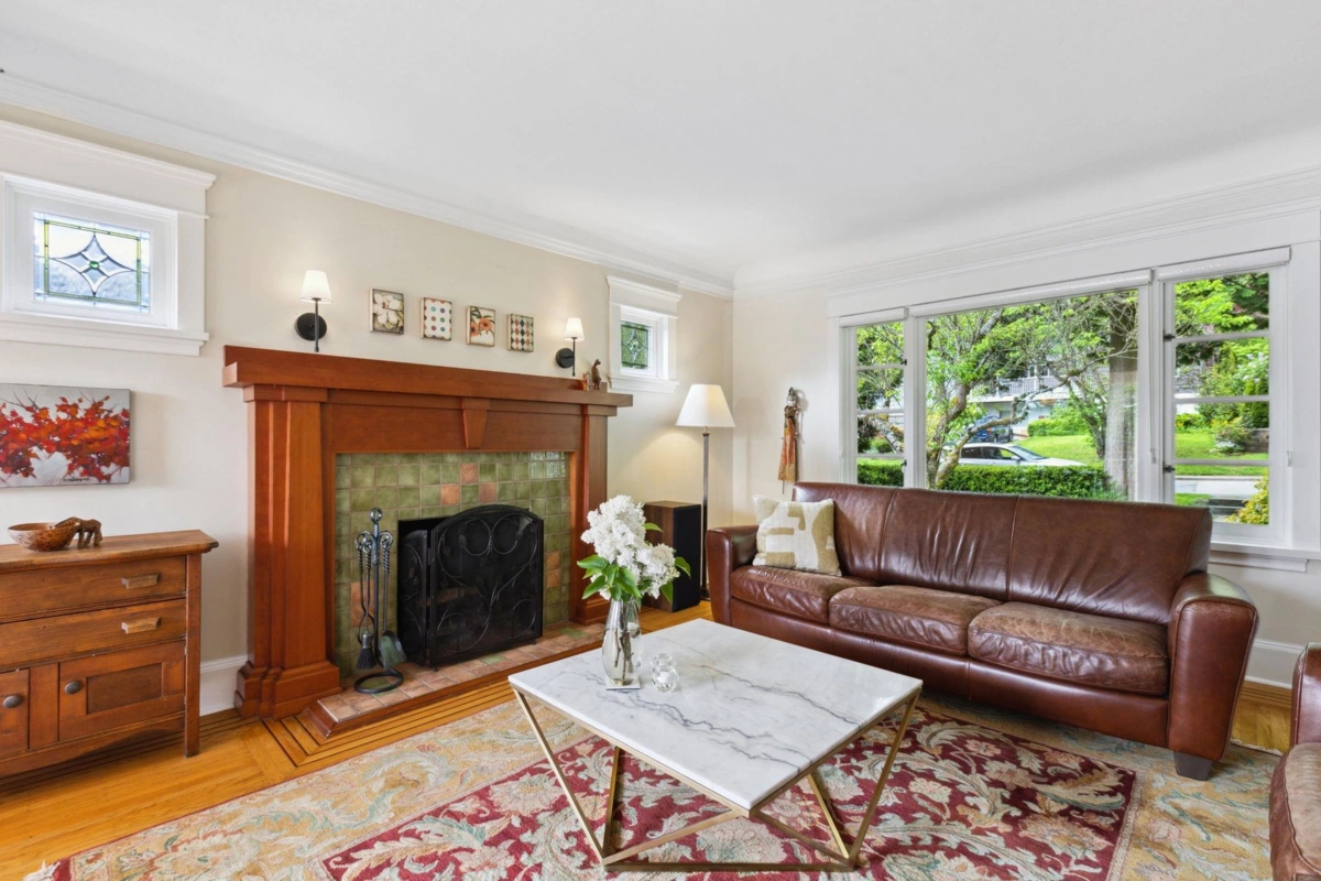 Dining Area Photo of 349 E 24th Street, North Vancouver, BC