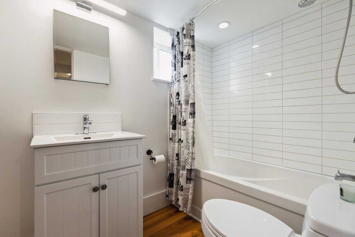 Outdoor Patio Photo of 349 E 24th Street, North Vancouver, BC