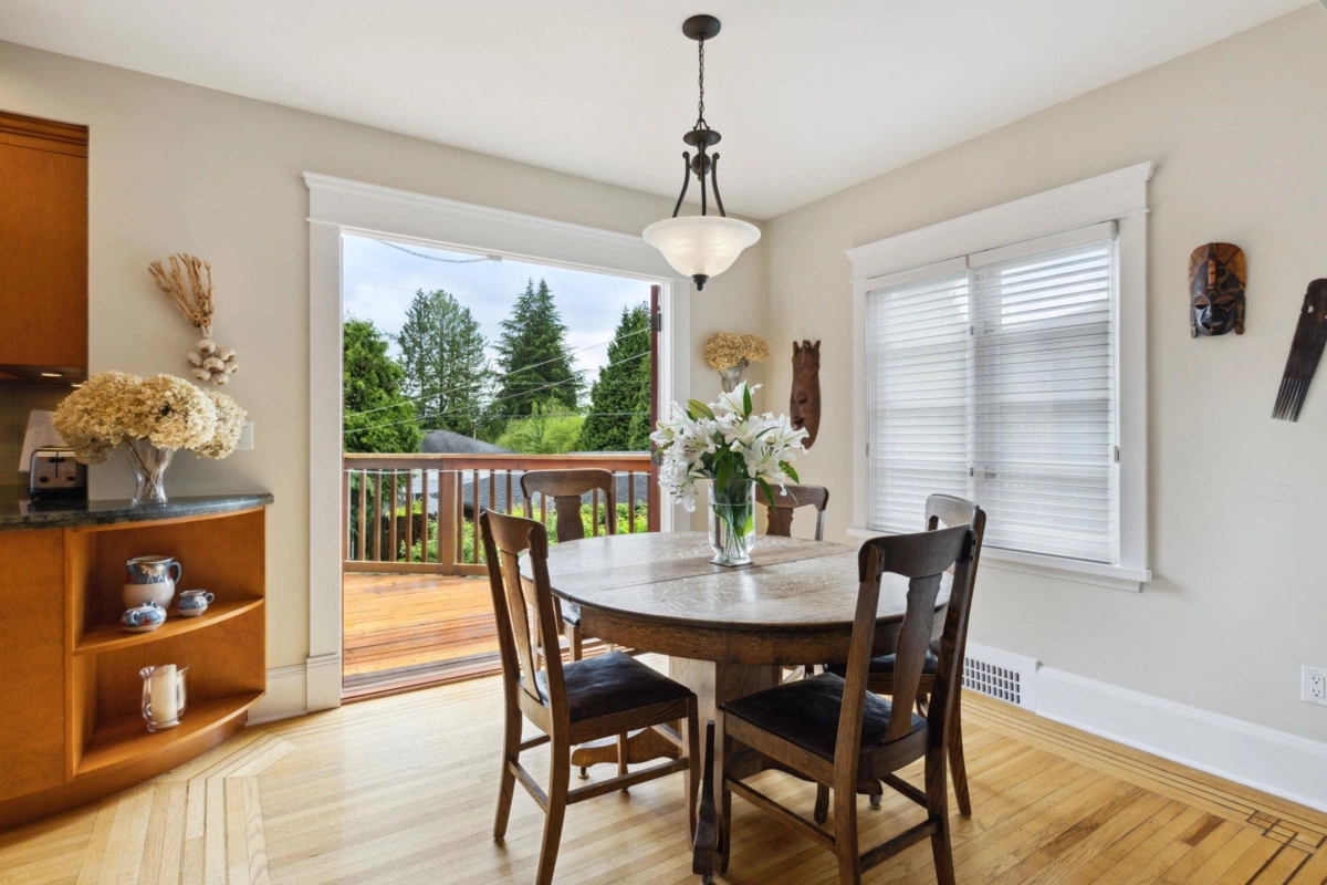 Pantry Photo of 349 E 24th Street, North Vancouver, BC