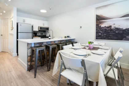 204 4360 Lorimer Road, Whistler, BC, Whistler — Apartment/Condo for sale