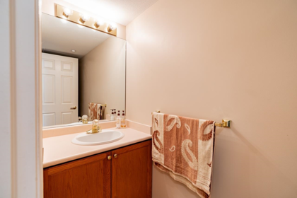 Office / Den Photo of 37 323 Governors Court, New Westminster, BC