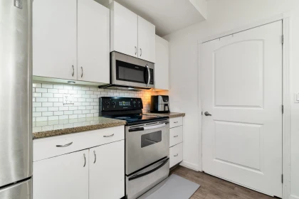 Kitchen Photo of 114 33485 South Fraser Way, Abbotsford, BC