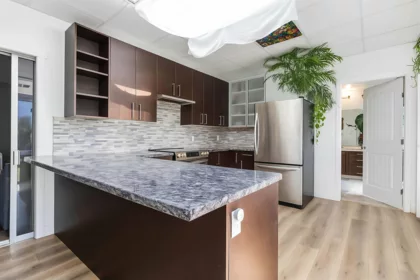 Kitchen Island Photo of 10087 Mountainview Road, Mission, BC