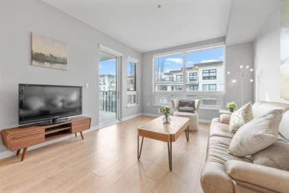 311 9388 Odlin Road, Richmond, BC, Richmond — Apartment/Condo for sale