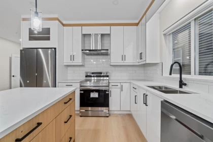 Breakfast Nook Photo of 32522 Higginbottom Court, Mission, BC