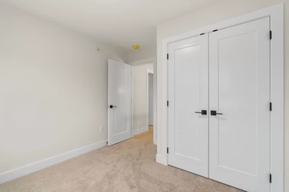 Laundry Room Photo of 32522 Higginbottom Court, Mission, BC