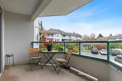 Front Yard Photo of 246 2451 Gladwin Road, Abbotsford, BC