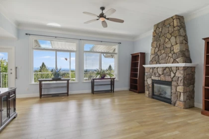 32424 W. Bobcat Drive, Mission, BC, Mission — Single Family Residence for sale