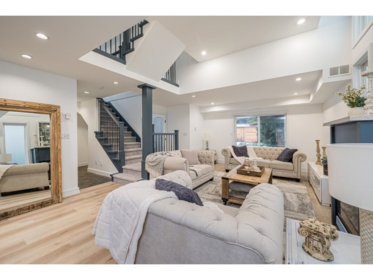 Breakfast Nook Photo of 14057 66 Avenue, Surrey, BC