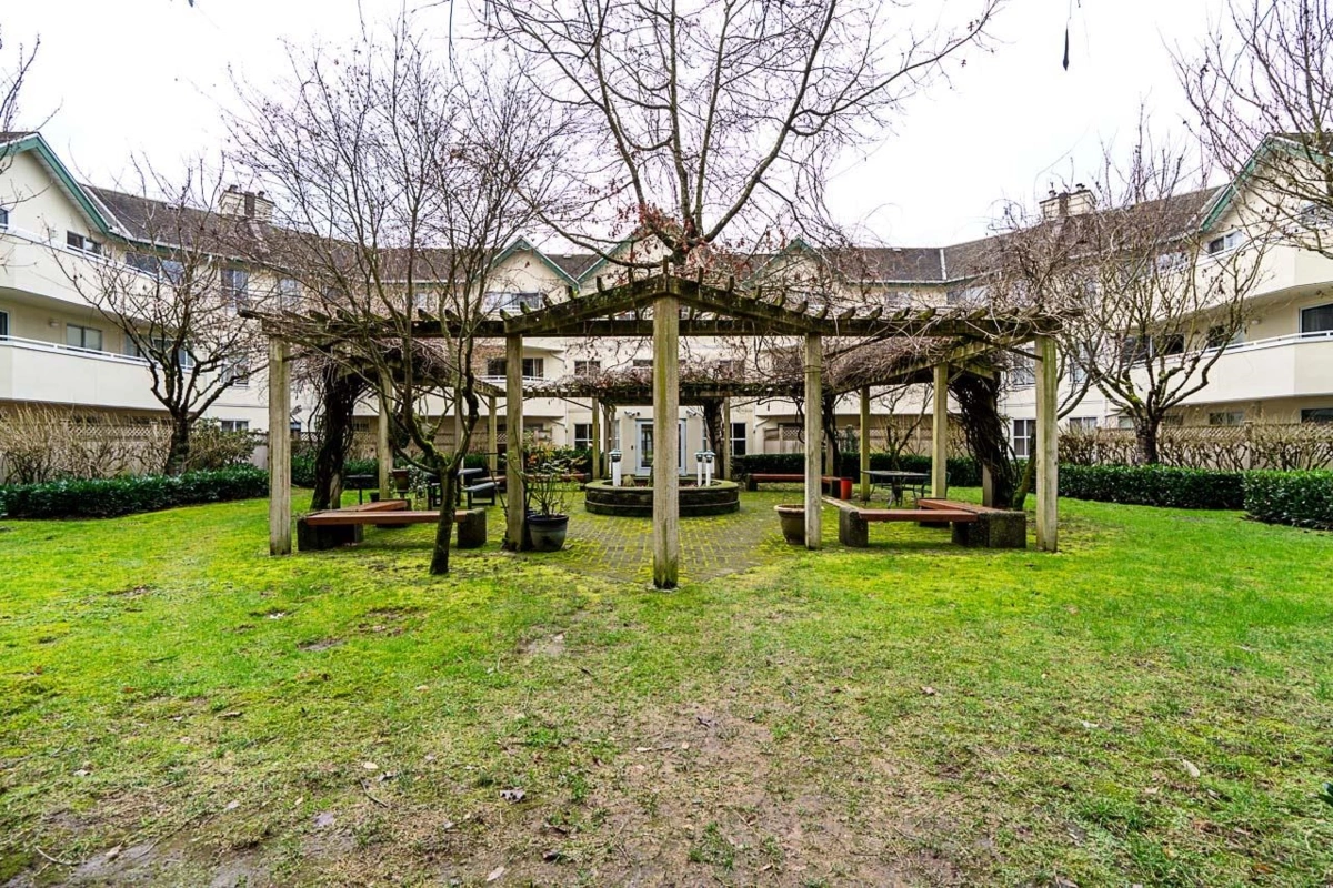 Garden / Landscaping Photo of 118 12633 72 Avenue, Surrey, BC