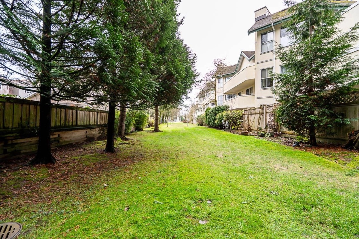 Outdoor Deck Photo of 118 12633 72 Avenue, Surrey, BC