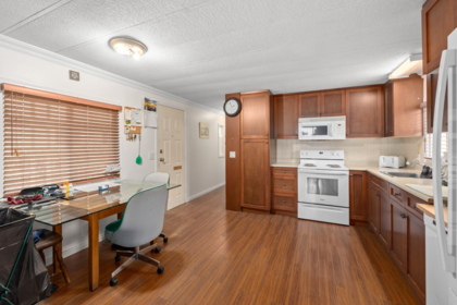 Kitchen Photo of 36 8254 134 Street, Surrey, BC