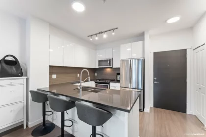 226 15137 33 Avenue, Surrey, BC