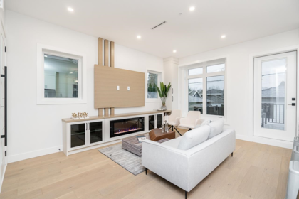 2 2753 Nanaimo Street, Vancouver, BC