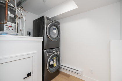 Office / Den Photo of 2 2753 Nanaimo Street, Vancouver, BC