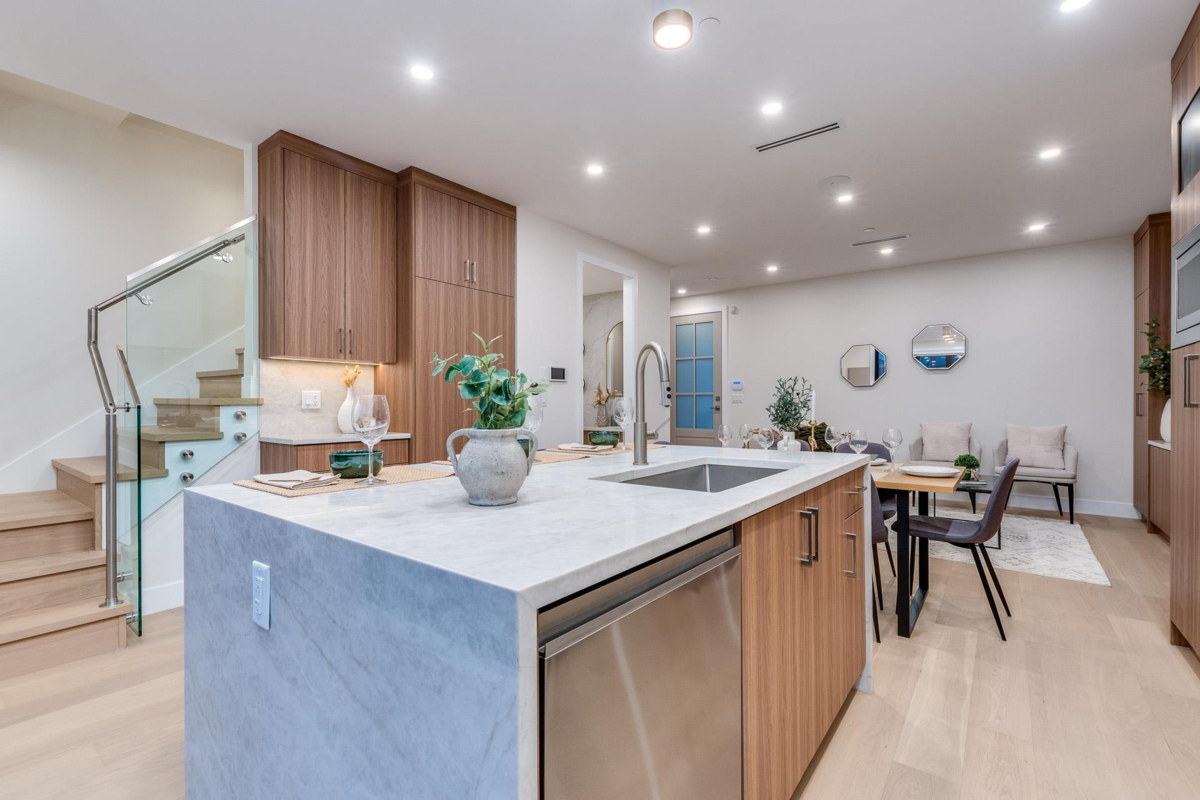 Walk-In Closet Photo of 1 2945 E 44th Avenue, Vancouver, BC