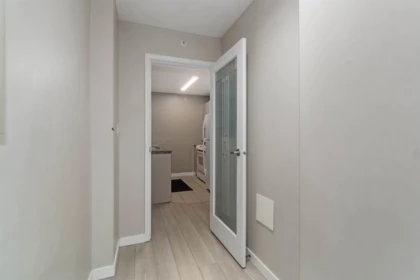 Laundry Room Photo of 613 1082 Seymour Street, Vancouver, BC