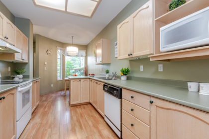 Breakfast Nook Photo of 21 10038 150 Street, Surrey, BC